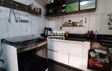 Imagem: A casa possui 2 Dormitórios, 2 Banheiros, 1 Vaga na garagem