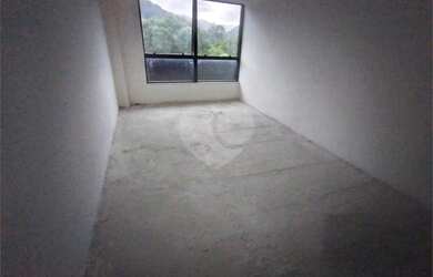 Imagem: O depósito possui 1 Vaga na garagem, 32m² de Área, Imóvel