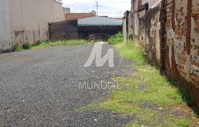 Imagem: O depósito possui 5 Vagas na garagem, 294m² de Área e está