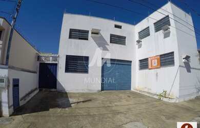 Imagem: O depósito possui 3 Vagas na garagem, 571m² de Área e está