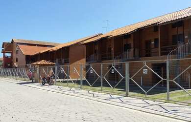 Imagem: A casa possui 1 Dormitório, 1 Vaga na garagem e está localizado