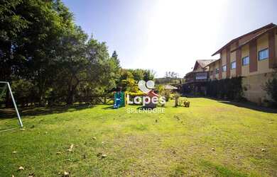 Imagem: O depósito possui 5 Vagas na garagem, 600m² de Área e está