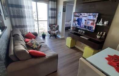 Imagem: O apartamento possui 2 Dormitórios, 1 Banheiro, 1 Vaga na garagem