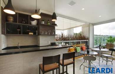 Imagem: O apartamento possui 3 Dormitórios, 5 Banheiros, 5 Vagas na