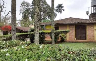 Imagem: A chácara possui 250m² de Área e está localizado em Capuava