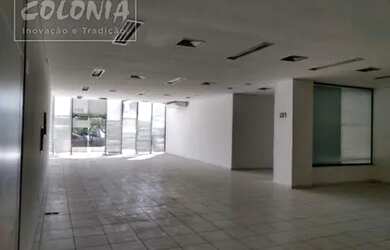 Imagem: O depósito possui 350m² de Área e está localizado em Vila