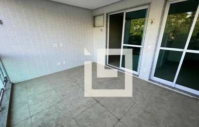 Imagem: O apartamento possui 3 Dormitórios, 3 Banheiros, 2 Vagas na