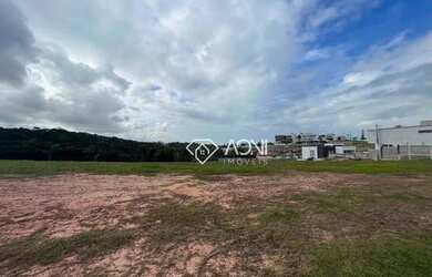 Imagem: O terreno possui 774-0m² de Área, Imóvel novo e está localizado