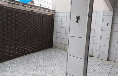 Imagem: A casa possui 2 Dormitórios, 1 Banheiro, 1 Vaga na garagem