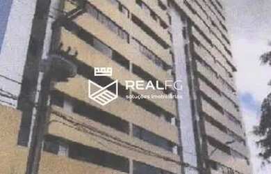 Imagem: O apartamento possui 5 Dormitórios, 1 Banheiro, 4 Vagas na