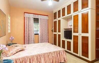 Imagem 8: Òtima Casa em Itaipú. Piscina, Churrasqueira, 420m² de Áreae3 Vagas...