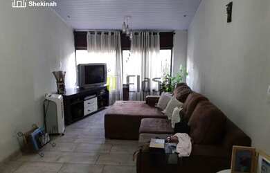 Imagem: A casa possui 2 Dormitórios, 2 Banheiros, 1 Vaga na garagem