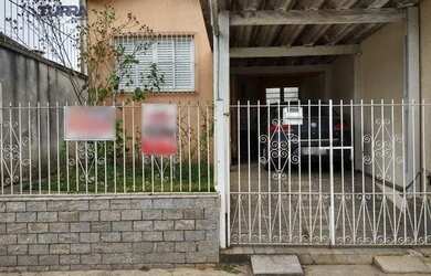 Imagem: A casa possui 3 Dormitórios, 1 Banheiro, 1 Vaga na garagem