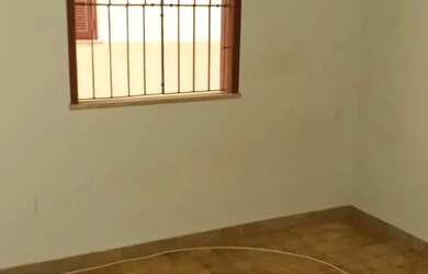 Imagem 5: Quarto e sala, Braga. 30m² de Área, 1 Banheiroe1 Dormitório