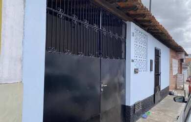 Imagem 1: Casa na Cohab Próx a Feira e Igreja Católica - R$ 210 Mil Somente a...