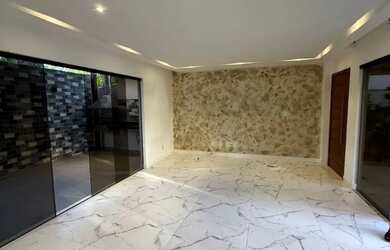 Imagem 10: Casa Nascente 4/4 dormitórios com suíte master em Buraquinho