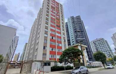 Imagem: O apartamento possui 2 Dormitórios, 1 Banheiro, 53m² de Área