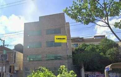 Imagem: O depósito possui 5 Vagas na garagem, 1.396m² de Área e