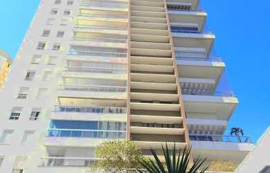 Imagem: O apartamento à venda possui 4 Dormitórios, 5 Banheiros, 3