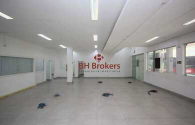 Imagem: O depósito possui 415m² de Área e está localizado em Santa