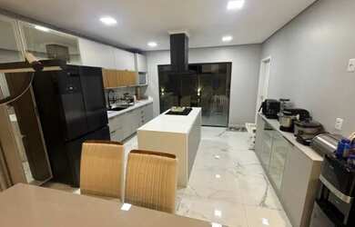 Imagem 16: Belíssima casa no Jardins Marselha