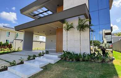 Imagem: A casa em condomínio possui 3 Dormitórios, 3 Banheiros, 4