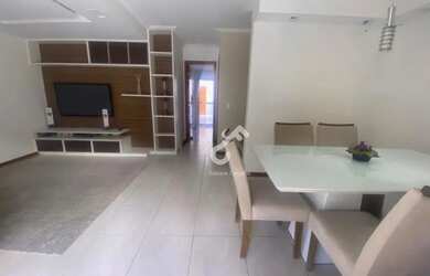 Imagem 3: ABRANTES, Estrada do Coco. Duplex composto de 3 quartos sendo 1 suíte....