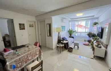 Imagem 2: Apartamento de 2 quartos, suíte e 1 vaga de garagem no bairro Santana em POA/RS