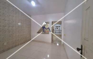 Imagem: A casa possui 3 Dormitórios, 2 Banheiros, 1 Vaga na garagem