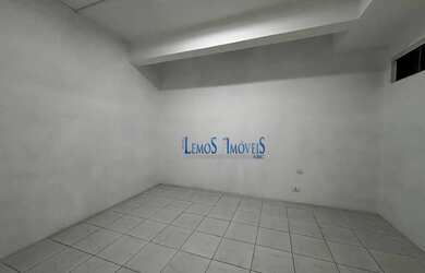 Imagem: O depósito possui 160m² de Área e está localizado em Assunção