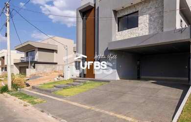 Imagem: Sobrado no Jardins Porto