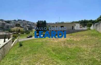 Imagem: O terreno possui 849m² de Área e está localizado em Alphaville