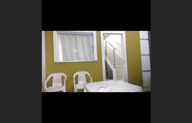 Imagem: A casa possui 2 Dormitórios, 2 Banheiros, 1 Vaga na garagem