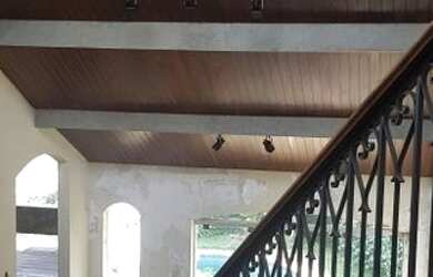 Imagem: A casa possui 3 Dormitórios, 4 Banheiros, 4 Vagas na garagem