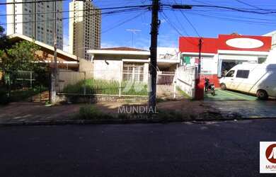 Imagem: O depósito possui 2 Vagas na garagem, 174m² de Área e está