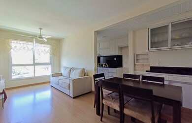 Imagem: O apartamento possui 2 Dormitórios, 1 Banheiro, 1 Vaga na garagem