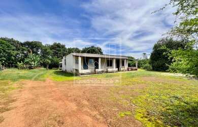 Imagem: A fazenda possui 20.000m² de Área e está localizado em Santa