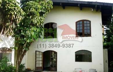 Imagem: O depósito possui 5 Vagas na garagem, 462m² de Área e está