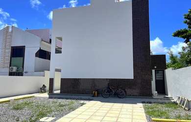 Imagem: A casa à venda possui 2 Dormitórios, 1 Banheiro, 1 Vaga na