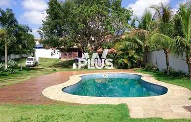 Imagem: A casa possui 5 Dormitórios, 5 Banheiros, 5 Vagas na garagem