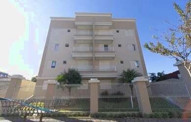 Imagem: O apartamento possui 3 Dormitórios, 1 Banheiro, 1 Vaga na garagem