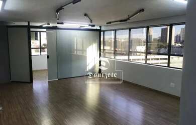 Imagem: O depósito possui 79m² de Área e está localizado em Centro