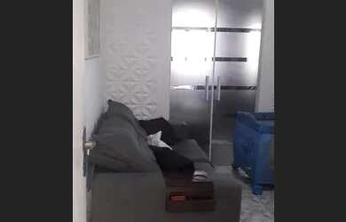 Imagem: A kitnet possui 1 Dormitório e 1 Banheiro e está localizado