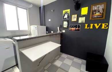 Imagem: O apartamento possui 1 Dormitório, 1 Banheiro, 1 Vaga na garagem