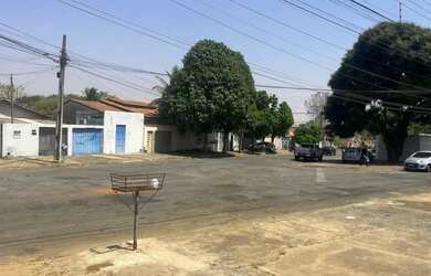 Imagem: O terreno possui 500m² de Área e está localizado em Parque