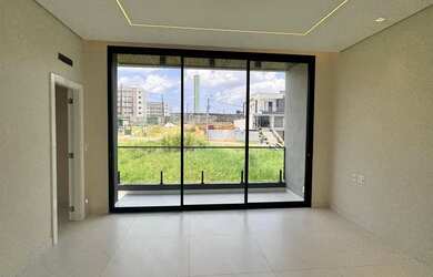 Imagem 2: Duplex em Fino Acabamento/ 04 Suítes com closet e Varanda/ 03Suítes...