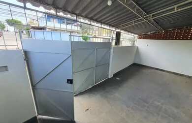 Imagem: A casa possui 2 Dormitórios e está localizado em Alvorada