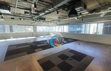 Imagem: O depósito possui 5 Vagas na garagem, 492m² de Área e está