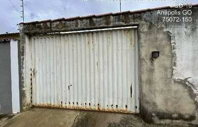 Imagem: A casa possui 3 Dormitórios, 1 Banheiro, 1 Vaga na garagem