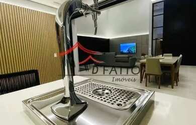 Imagem 4: Casa Estoril V. Piscina, Churrasqueira, 448m² de Áreae5 Vagas na garagem